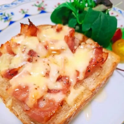 ハニーチーズトースト（お好きなドリンク付き）