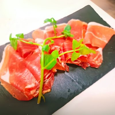 生ハム盛り合わせ（お好きなドリンク付き）