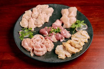 鶏焼肉おすすめ５種盛り（２人前）