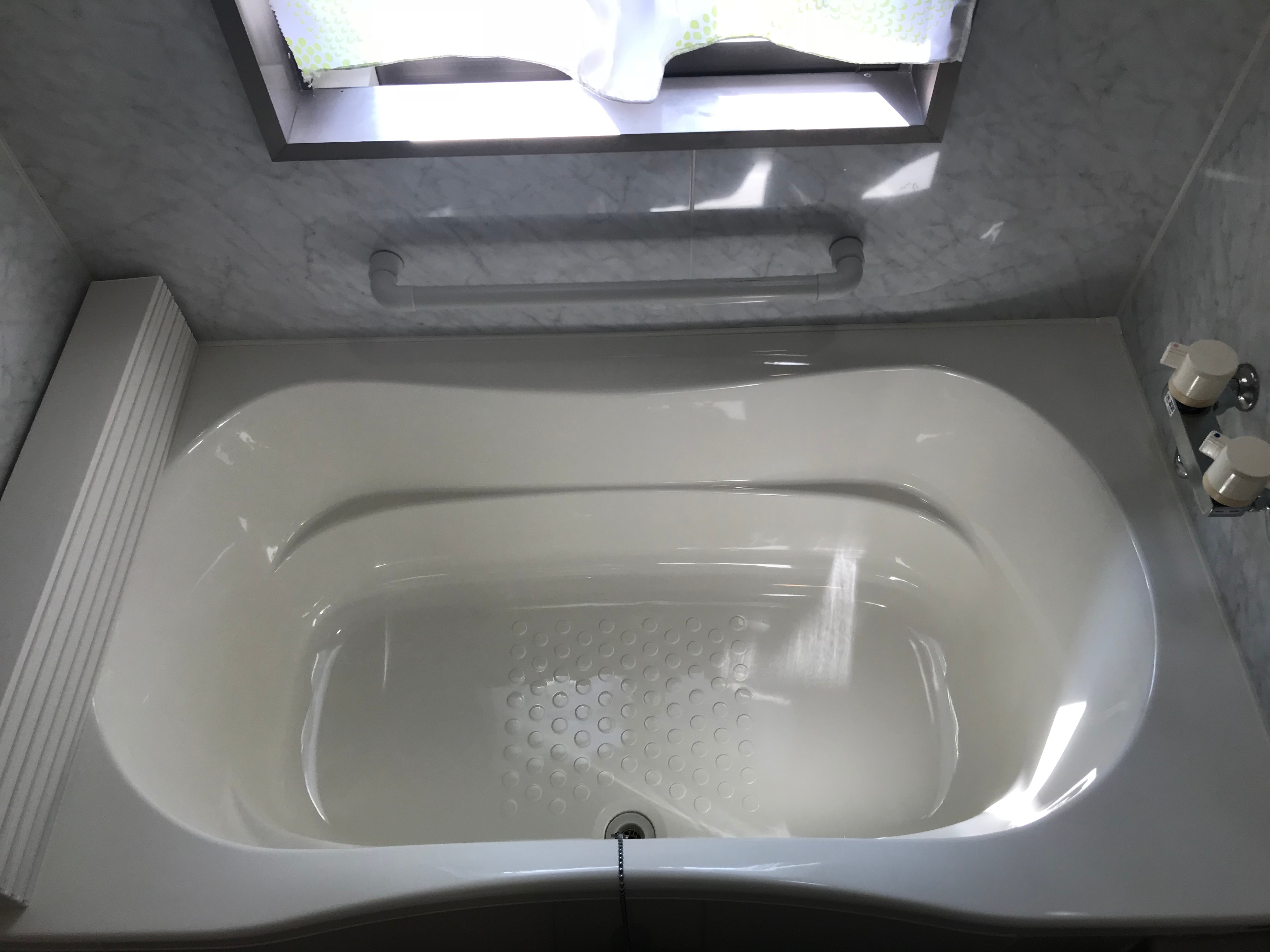 沖縄県のプチリフォームなら〜超耐久フロアコーティング・水廻りコーティング専門店クリーンガード（新築浴室コーティング）