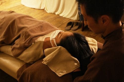 名古屋天白区で妊活・妊婦整体・産後整体なら整体＆足つぼ 和恩（わおん）にご相談ください。心身調律整体で日常生活からくる負担を軽減し根本改善を目指します。妊婦整体、産後整体のほか慢性疲労でお悩みの方も名古屋市天白区（八事、塩釜口、植田）などから幅広くお越しいただいています。痛みやコリ・しびれなどの不調は、疲労が溜まり、身体が歪み、血流が悪くなったり筋肉に負担がかかることなどが原因で起こっています。『症状を根本原因から治していきたい』『安全で効果の高い整体を受けたい』そんな方はぜひ当院にご来院ください。