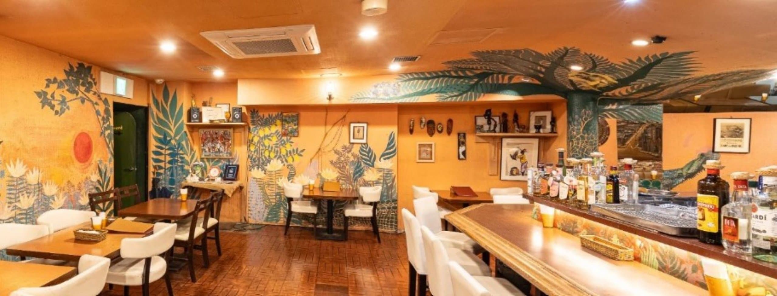 サッシペレレ店内